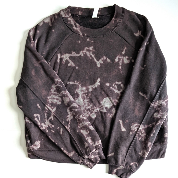 Tops - Gray Reverse Tie Dye Crop Crewneck Sweatshirt